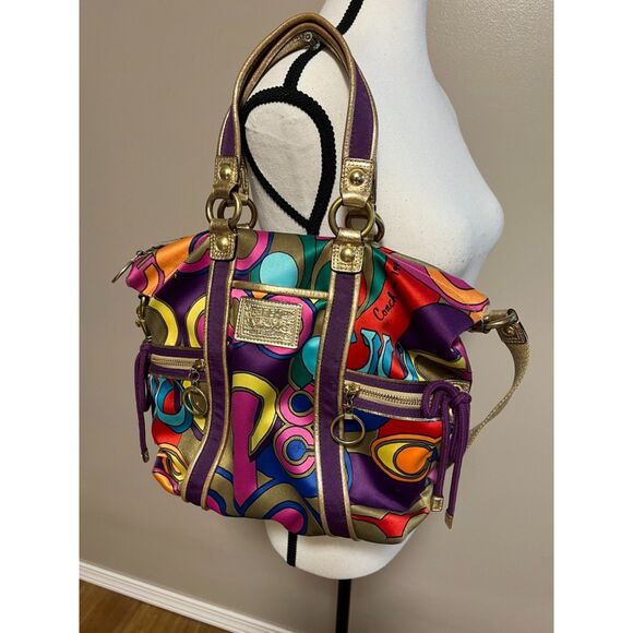 Coach Handbags - Coach Poppy Pop C Glam tote bag